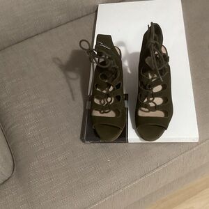 Vince Camuto Olive Lace-Up Boots